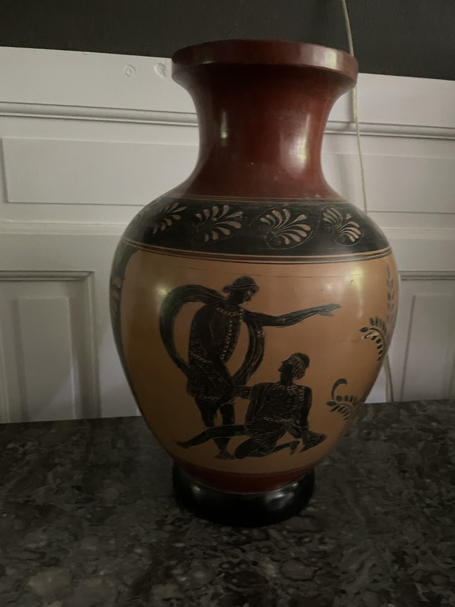 Large Greek Vase With Ancient Scene-photo-2