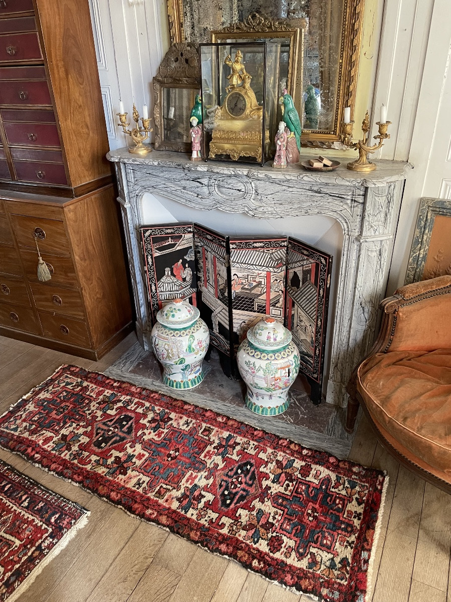 Red And White Oriental Hallway Rug-photo-2