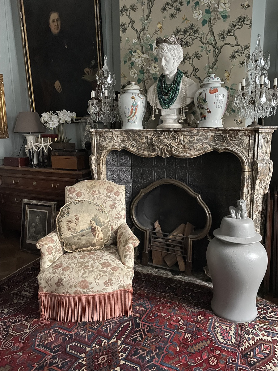 Aubusson Cushion, La Fontaine's Fable -photo-1