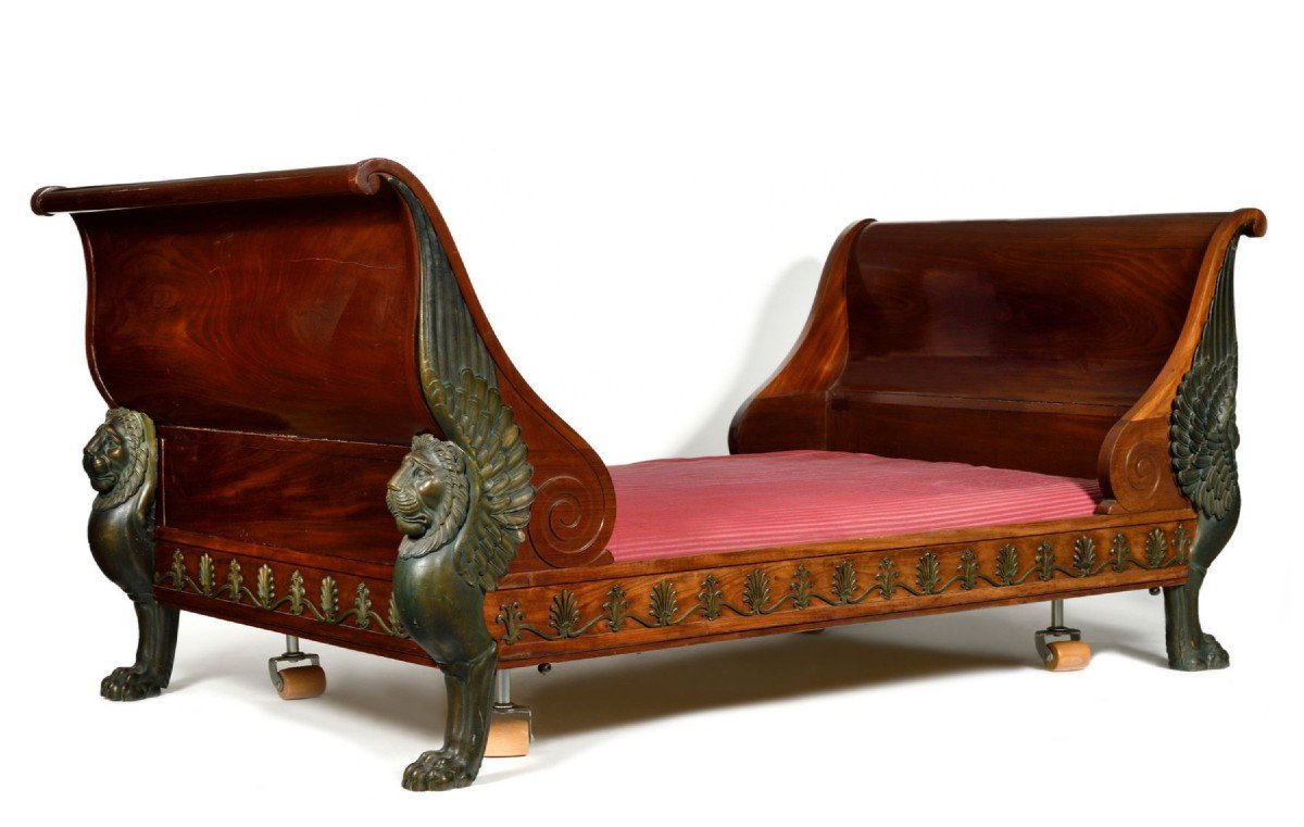Exceptional Empire Bed