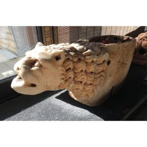 Lion Head Fountain Element In Engraved Stone