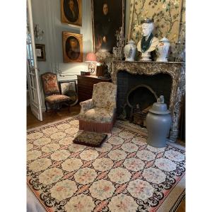 Grand Tapis Au Petit Point 