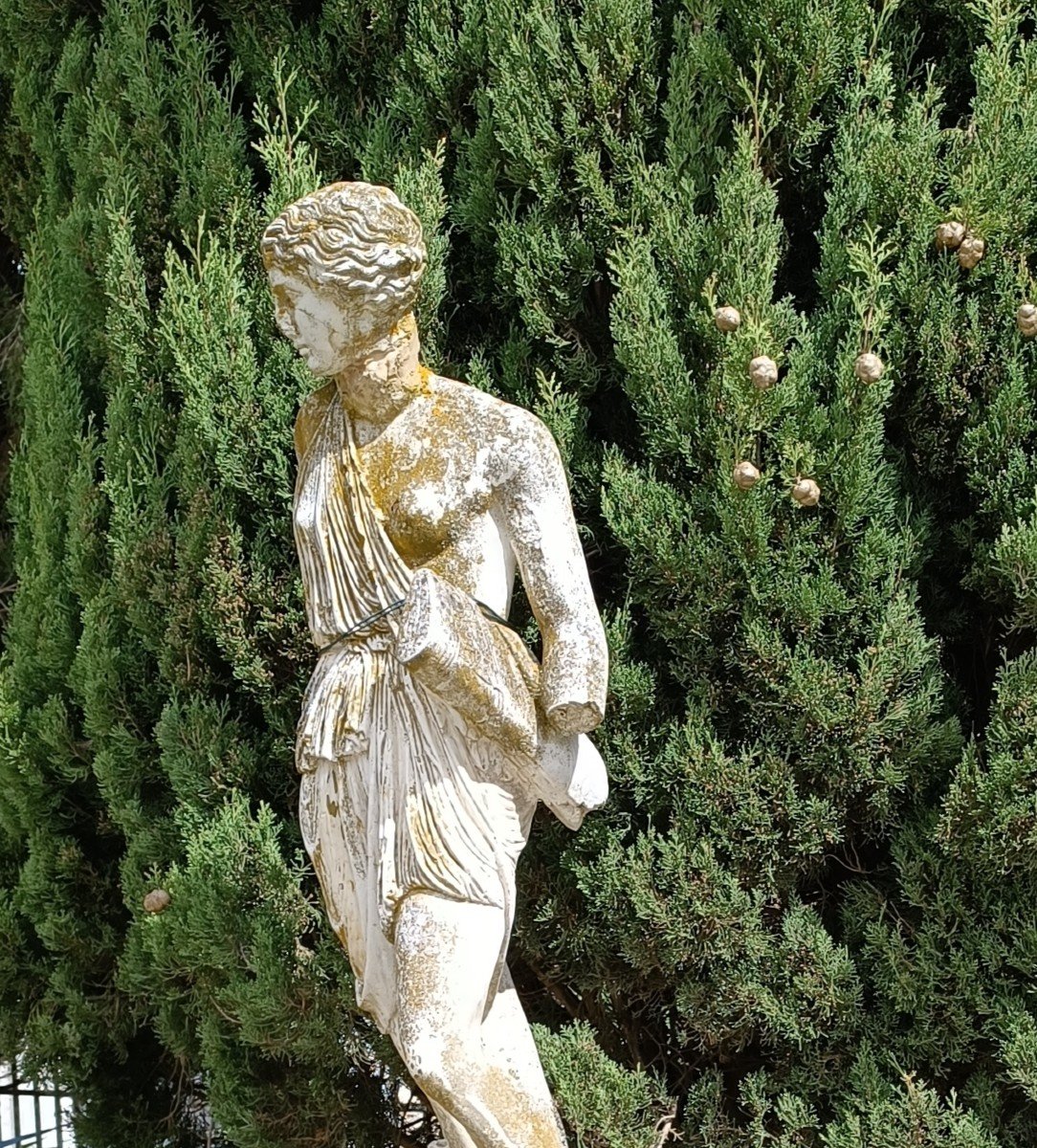 Statue De Parc   Sur Socle                  -photo-3