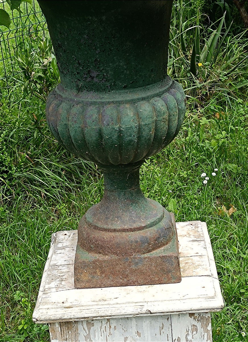 Large Cast Iron Medici Vase -photo-1