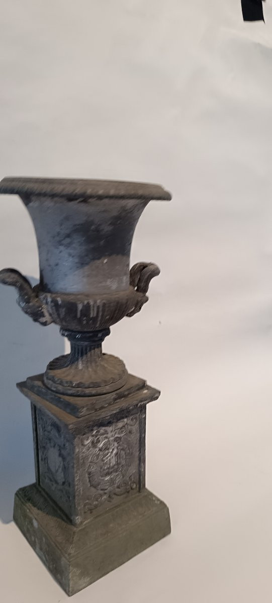 Medici Vase -photo-3