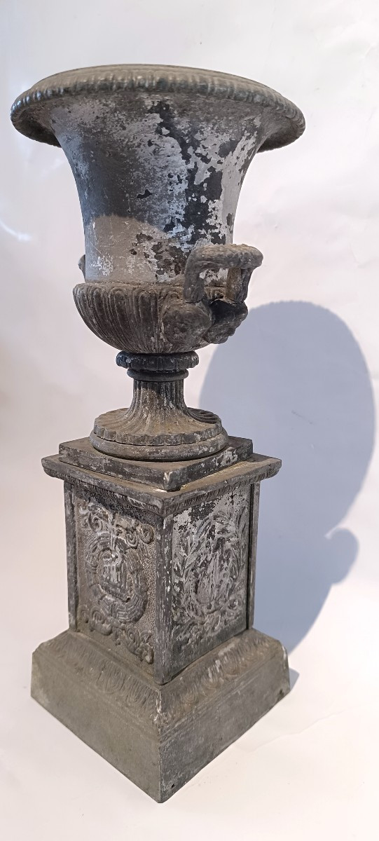 Medici Vase 