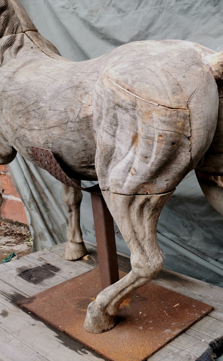 Cheval En Bois Sculpté Dans La Masse -photo-6