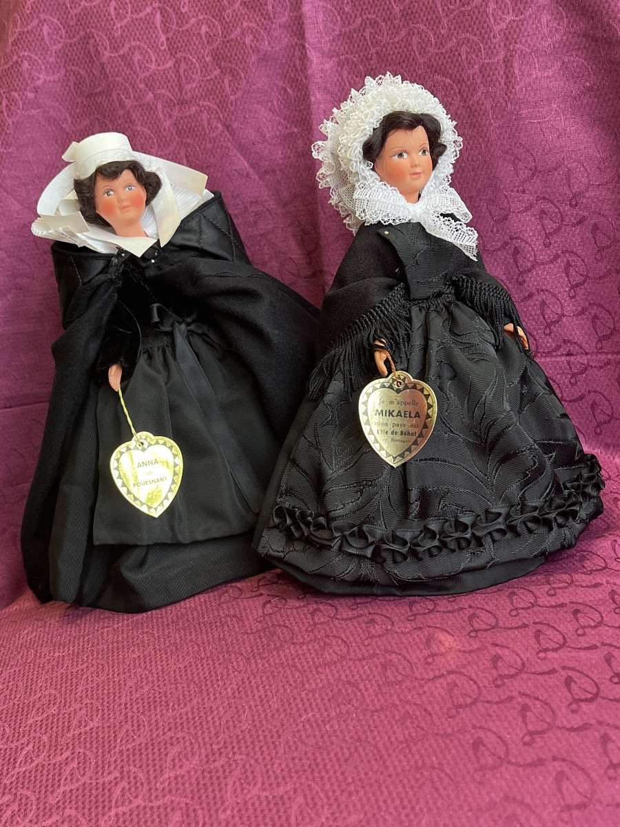 Vintage rares poupées folkloriques Petitcollin habillées par « Le Minor »