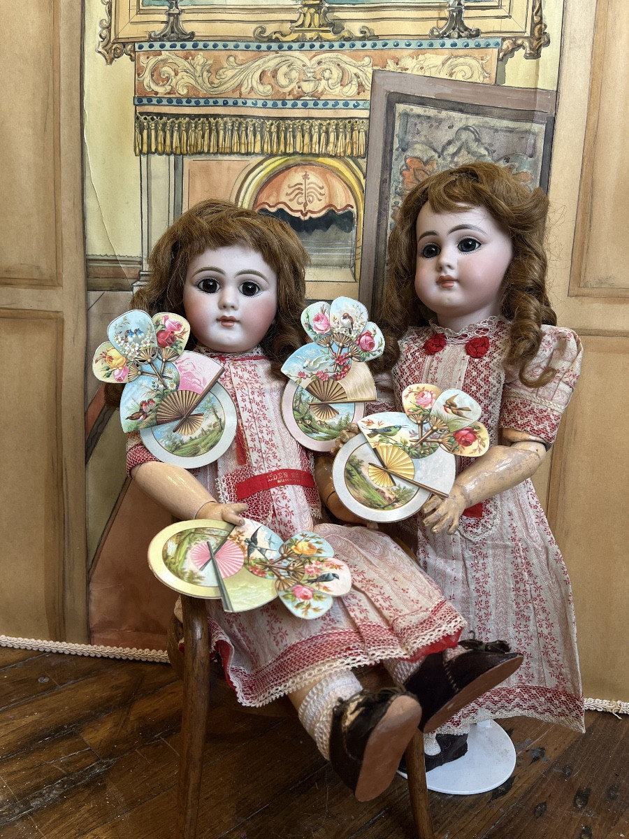 Rare paire de poupées jumelles  Eden Bébé, entièrement d'origine.