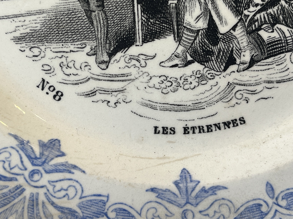 Rare Faience Plate « Les Etrennes » By Creil & Montereau-photo-1