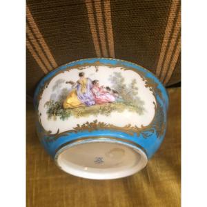 Antique Porcelain Bowl In The Style Of The Manufacture Of Vincennes / Sèvres