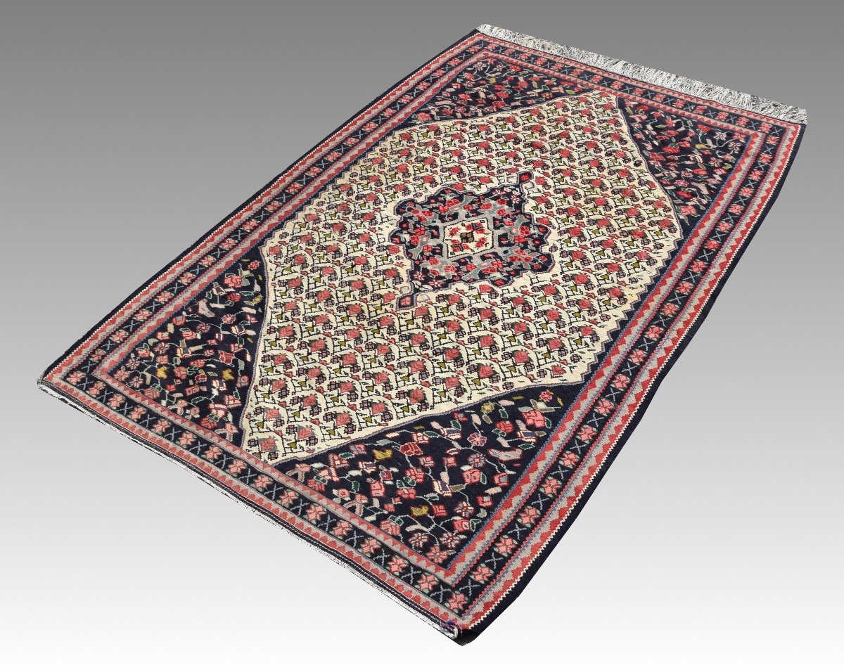Tapis Kilim Senneh Iran "circa 1950" Dim : 1.40 X 2.13 M-photo-1