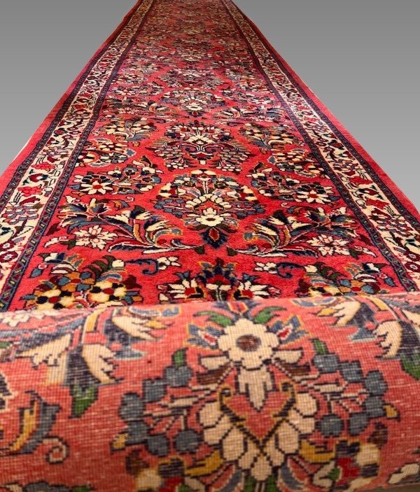 Oriental Rug Sarouk Runner (iran), Dimensions: 7.83x 0.84 Meters. Wool