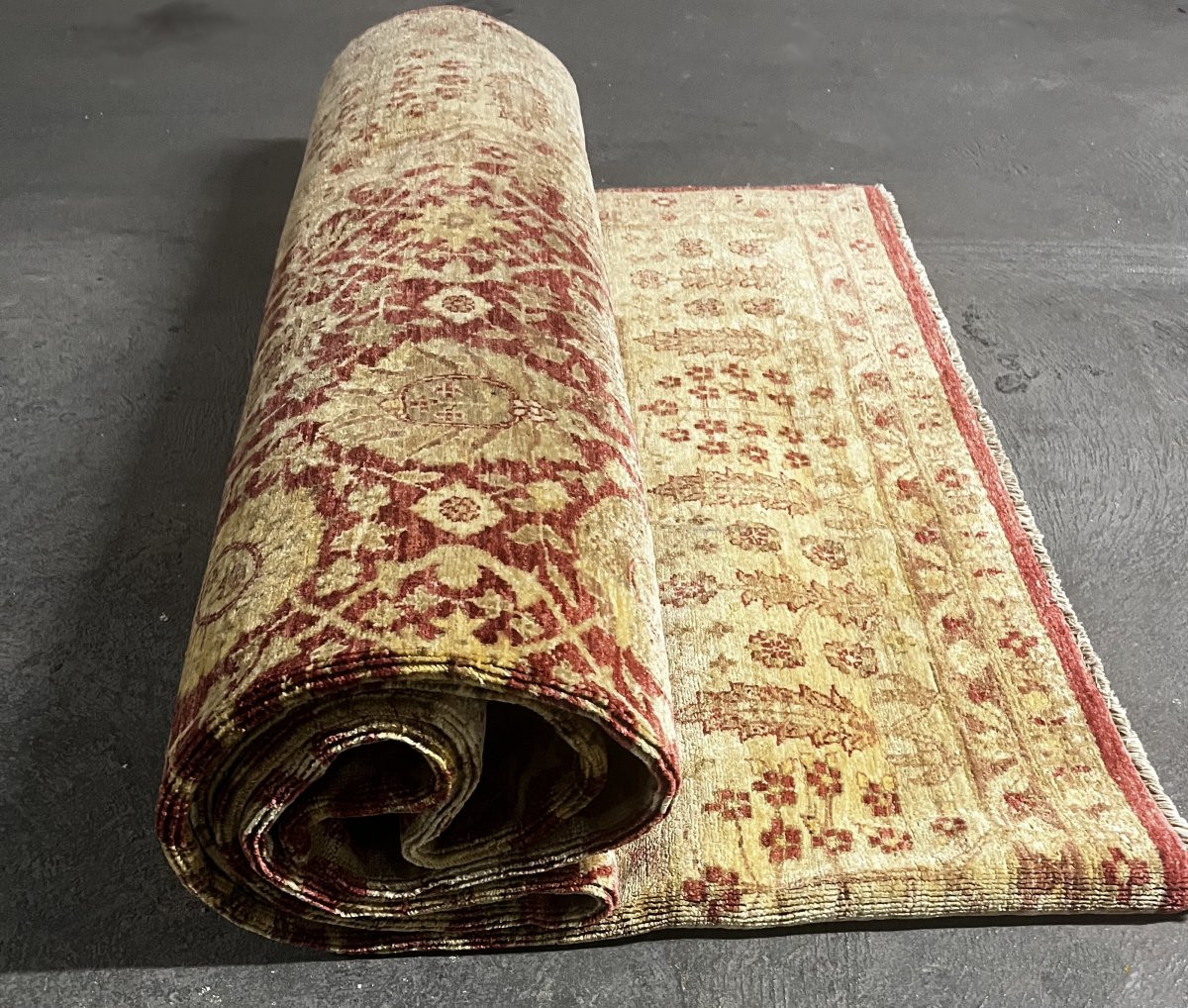 Grand Tapis d'Orient Ziegler :  3.90 X 2.80 Mètres - Fait Main En Laine-photo-1