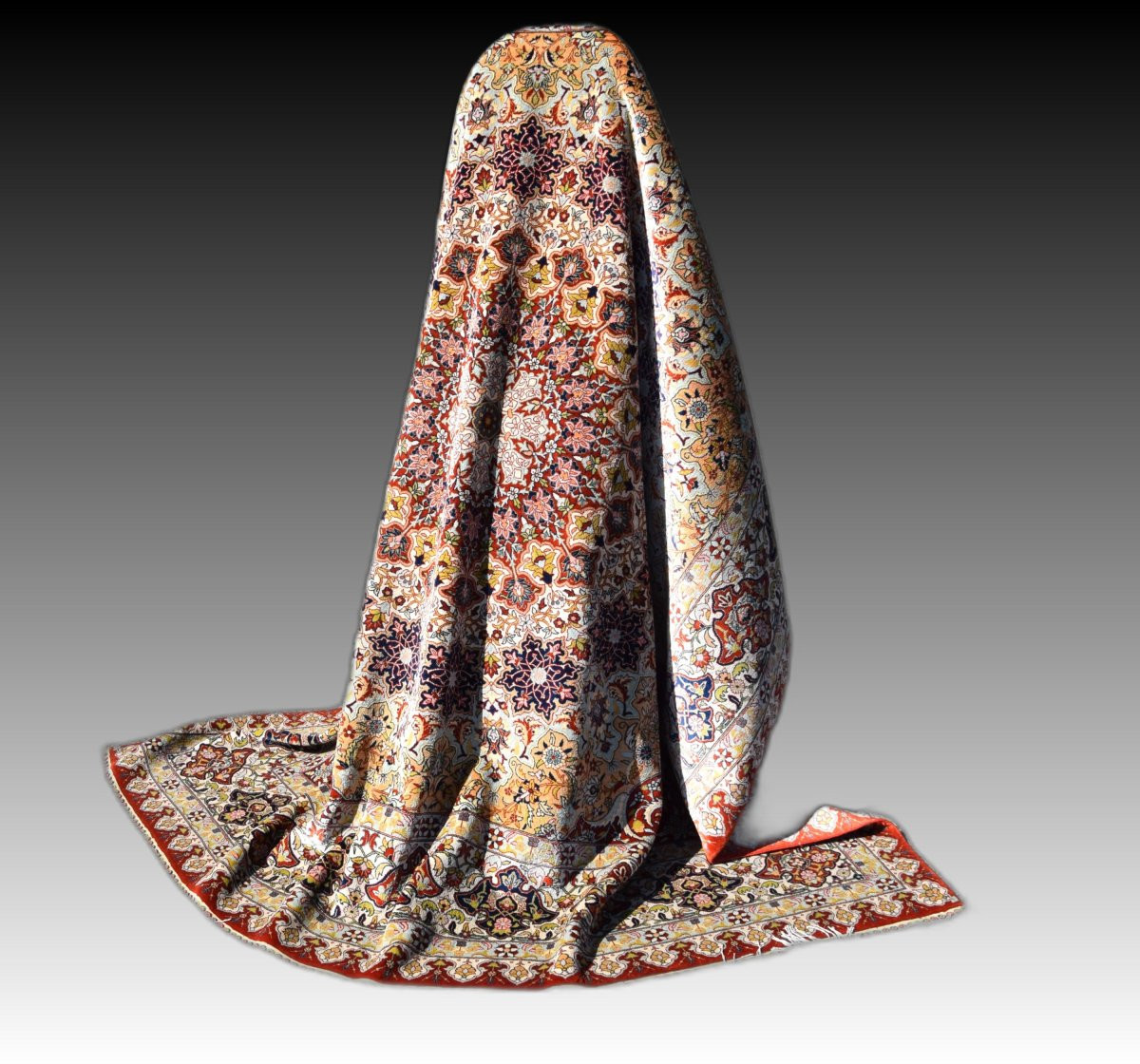 Egyptian Oriental Rug, Pure Silk: 2.00 X 2.00 Meters - Handmade - "galerie Sardje"-photo-7