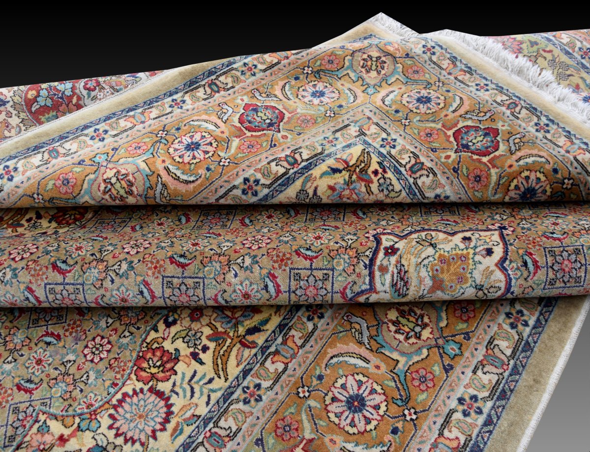 Tapis d'orient TABRIZ Iran : 2.08 x 3.08 Mètres en laine "Galerie Sardje"-photo-1