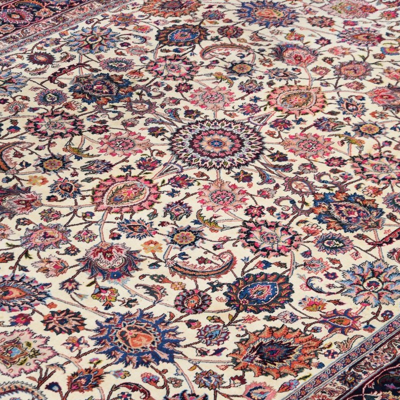Iranian Mashad Oriental Rug, Wool And Silk – Signed "saber" – 210 X 300 Cm – "galerie Sardje"