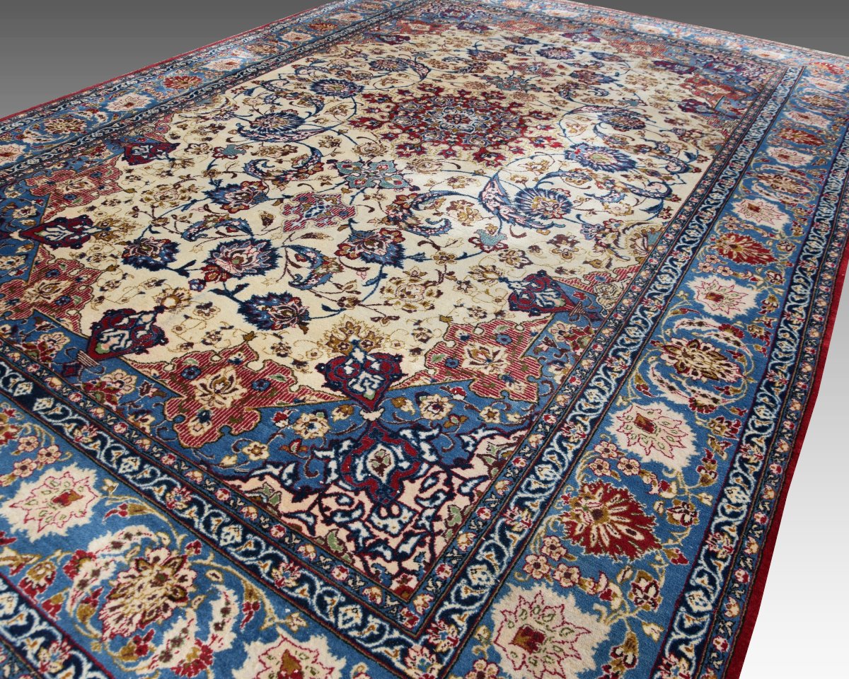 Grand tapis d'orient Ispahan – Iran, époque du Shah : 258 × 375 cm"Galerie Sardje"-photo-1