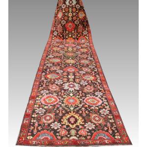 Important Tapis d'Orient Armenie Karabagh : 6.00 x1.10  Mètres (ancien Circa 1900)