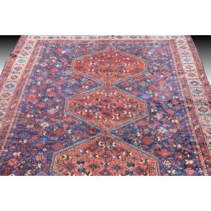 Tapis d'orient Iran Shiraz, Gashghaï ancien –: 220 x 315 cm "Galerie Sardje"               