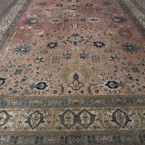 Grand Tapis d'orient Persan TABRIZ Iran - 475 x 330 cm - "Galerie Sardje"