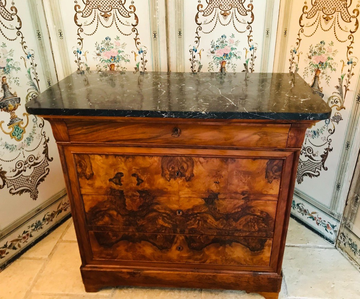 Petite Commode Louis Philippe En Noyer
