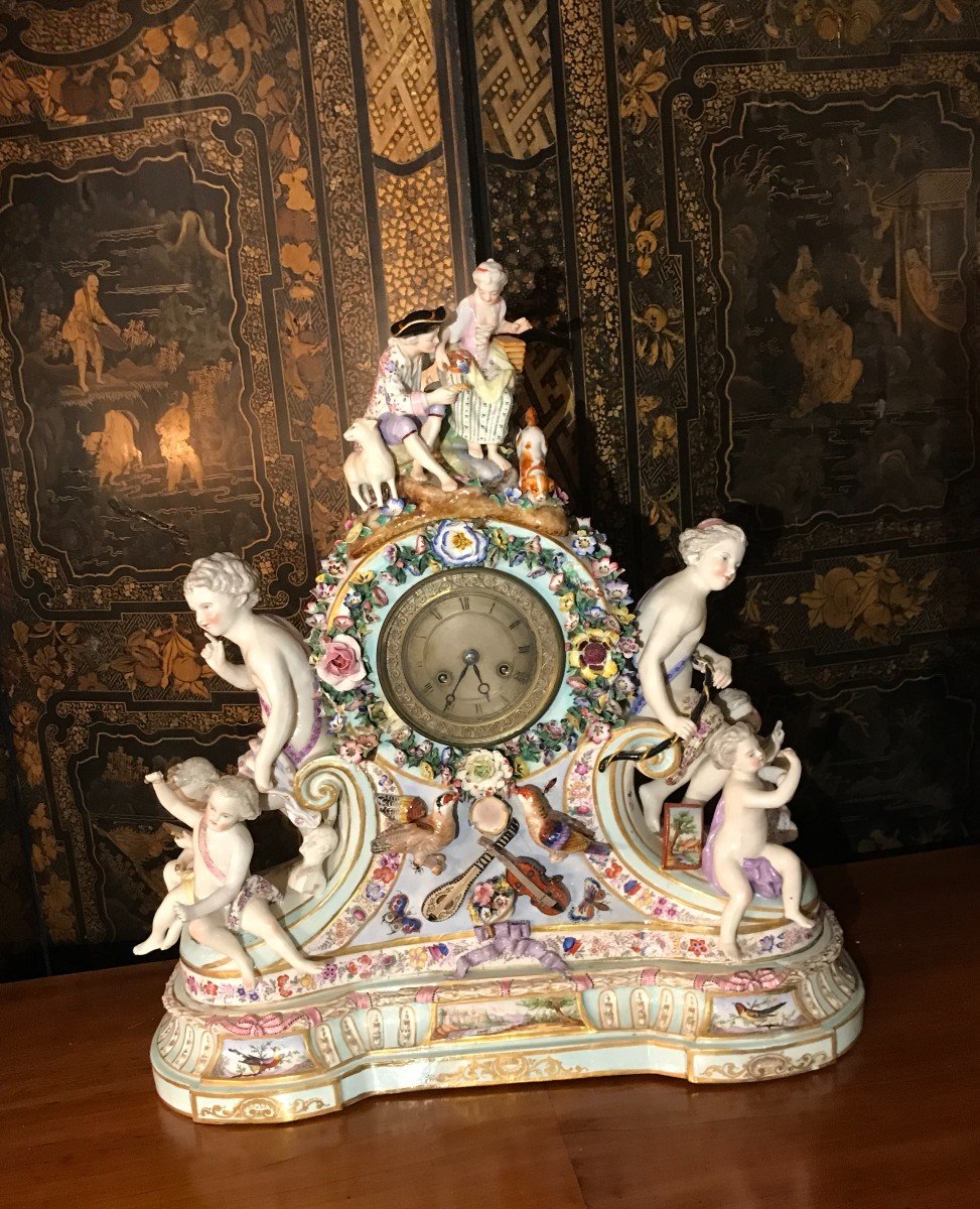 Horloge XIX ème En Porcelaine