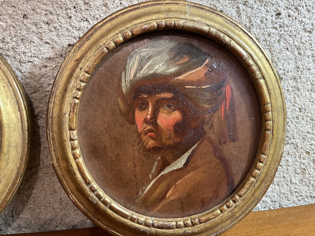 Pair Of Tondo Paintings - 18th Century Italy -photo-1