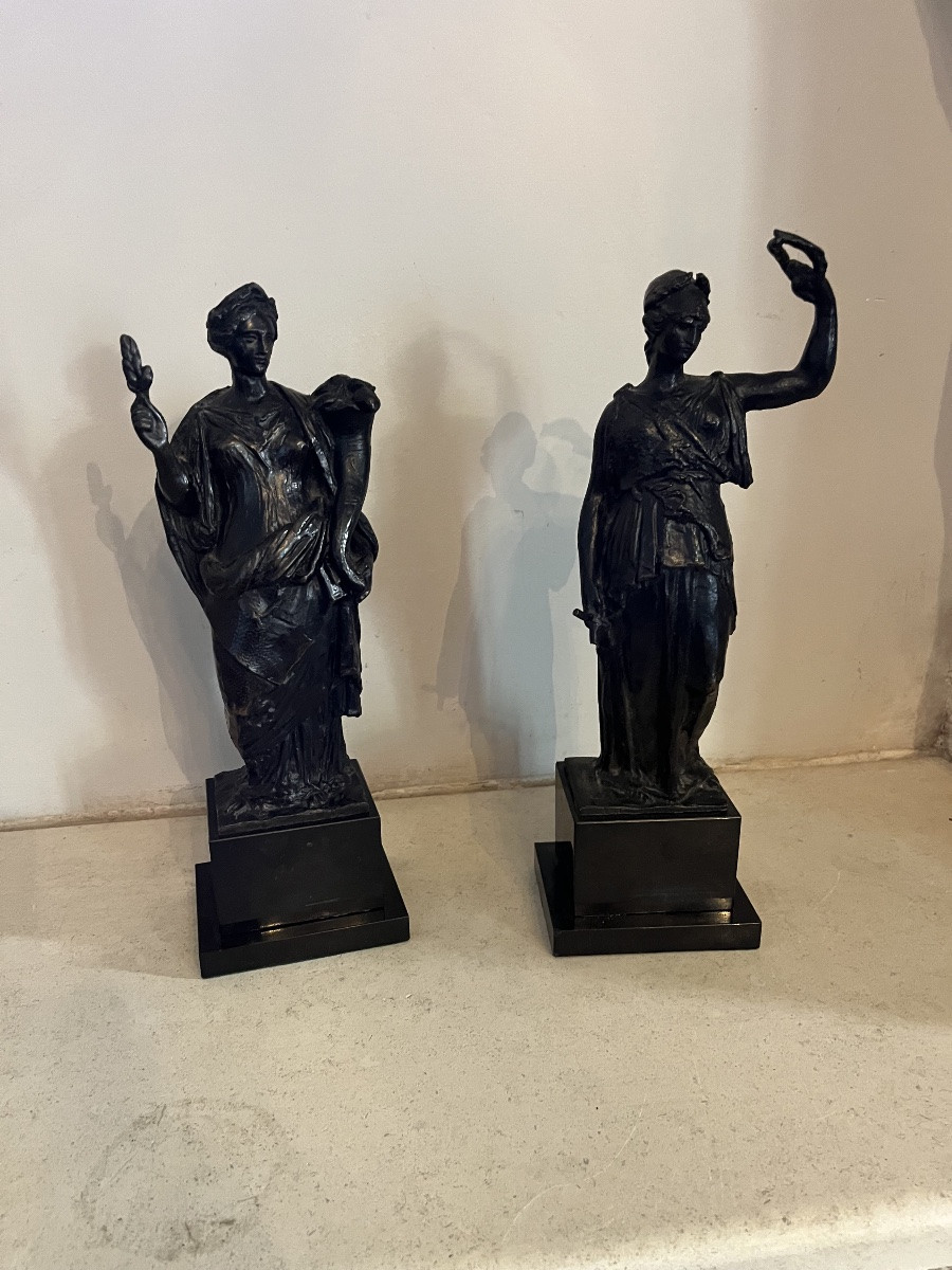Paire de bronzes à l’Antique -photo-1
