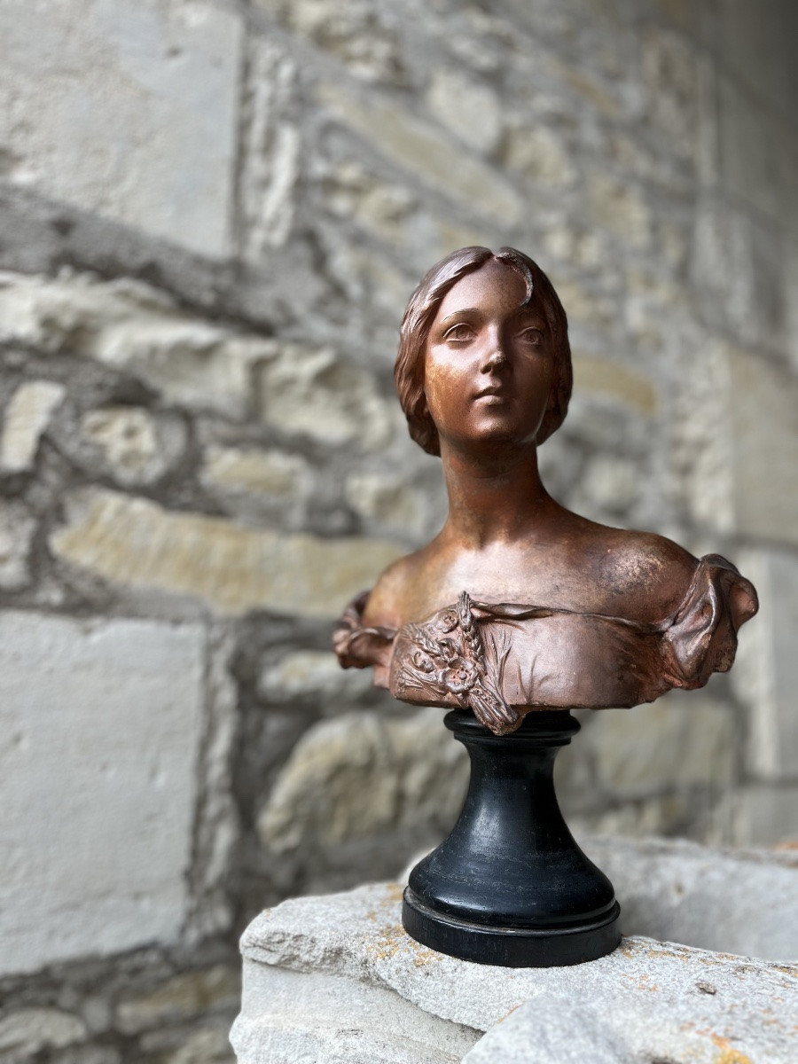Buste de femme en terre signé Félix Charpentier -photo-4