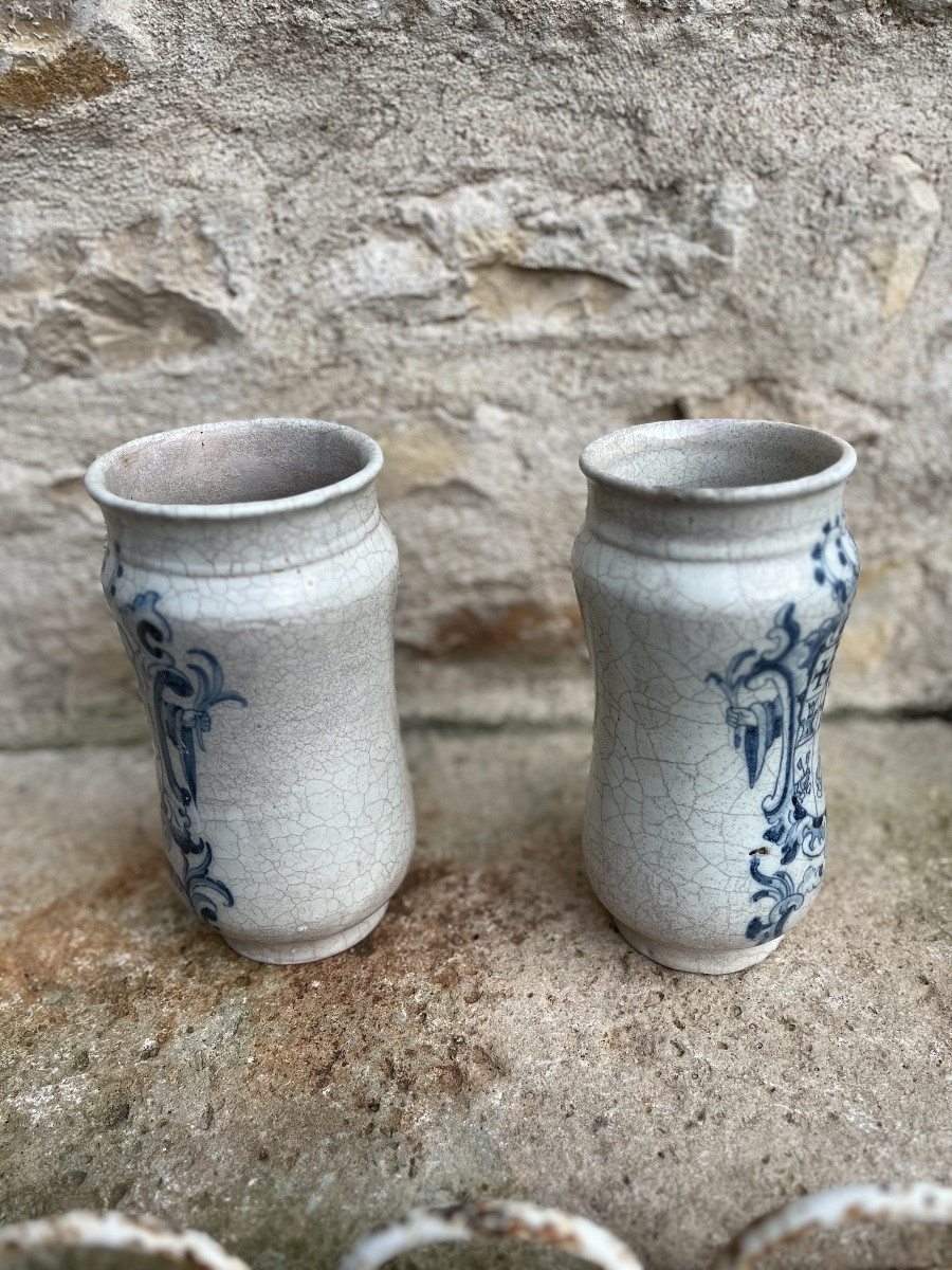 Pair Of Talavera Ceramic Albarellos, Spain, 18th Century-photo-1
