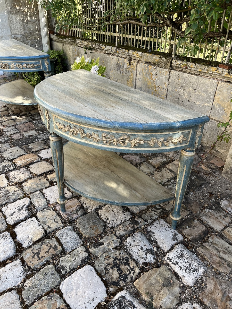 Pair Of Louis XVI Style Half-moon Console Tables In Blue Lacquered Wood -photo-2