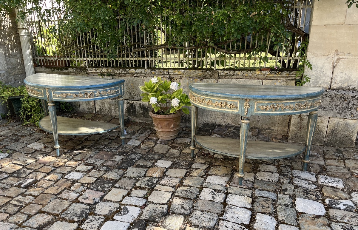 Pair Of Louis XVI Style Half-moon Console Tables In Blue Lacquered Wood -photo-4