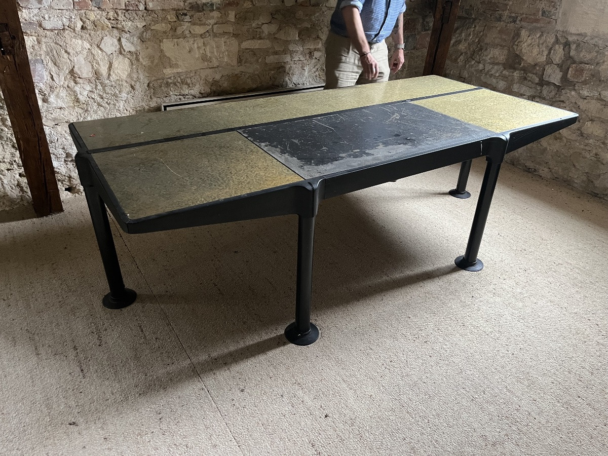 Grand bureau année 80 par Ferdinand Porche et Anna Castelli Ferriéri-photo-2