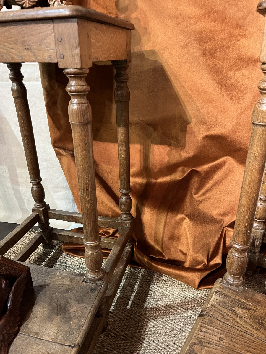 Paire de tabourets de chantres  d’époque XVIIe-photo-4