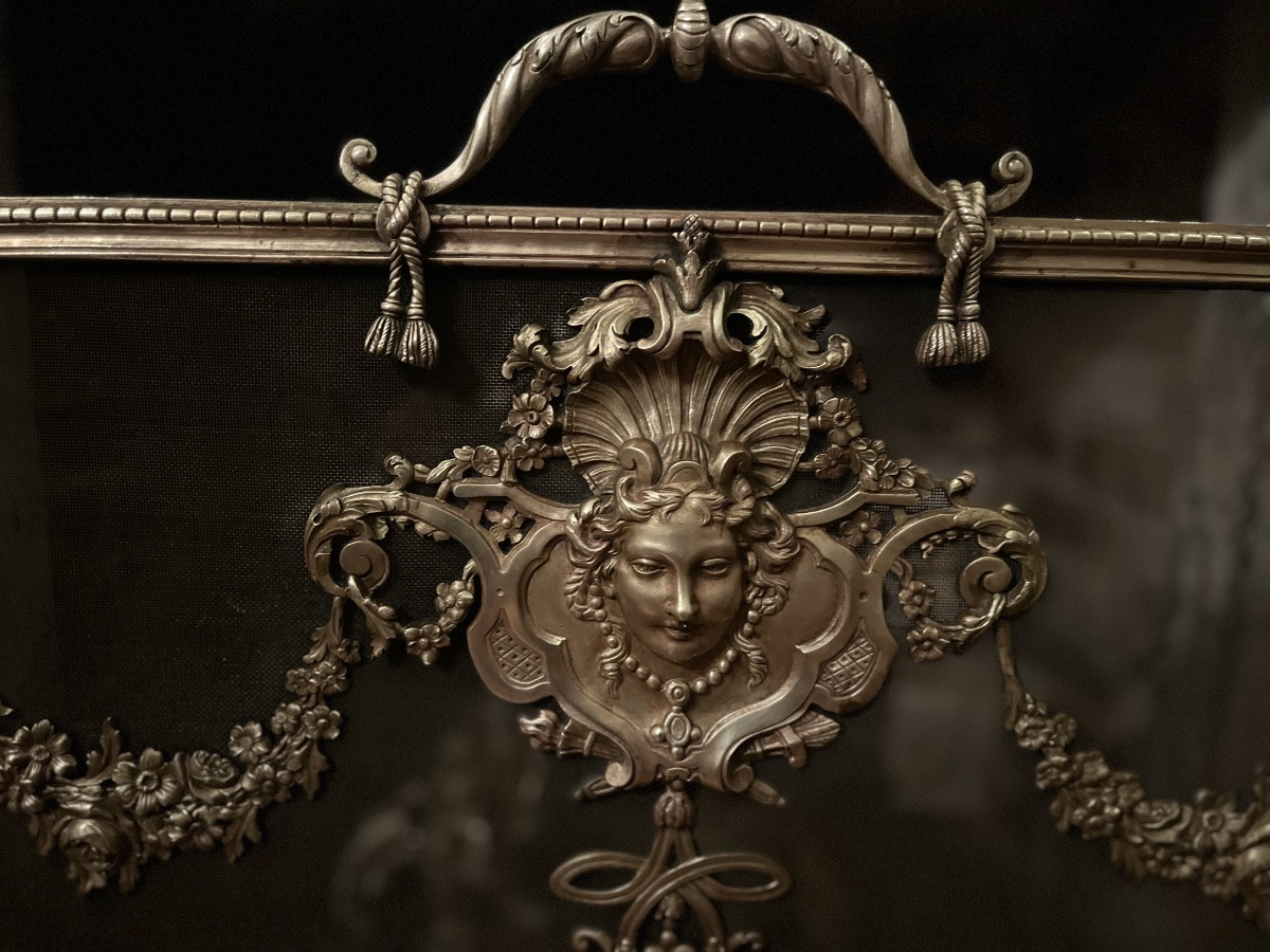 Pare  - étincelle en bronze à décor de masque de femme NIII-photo-3