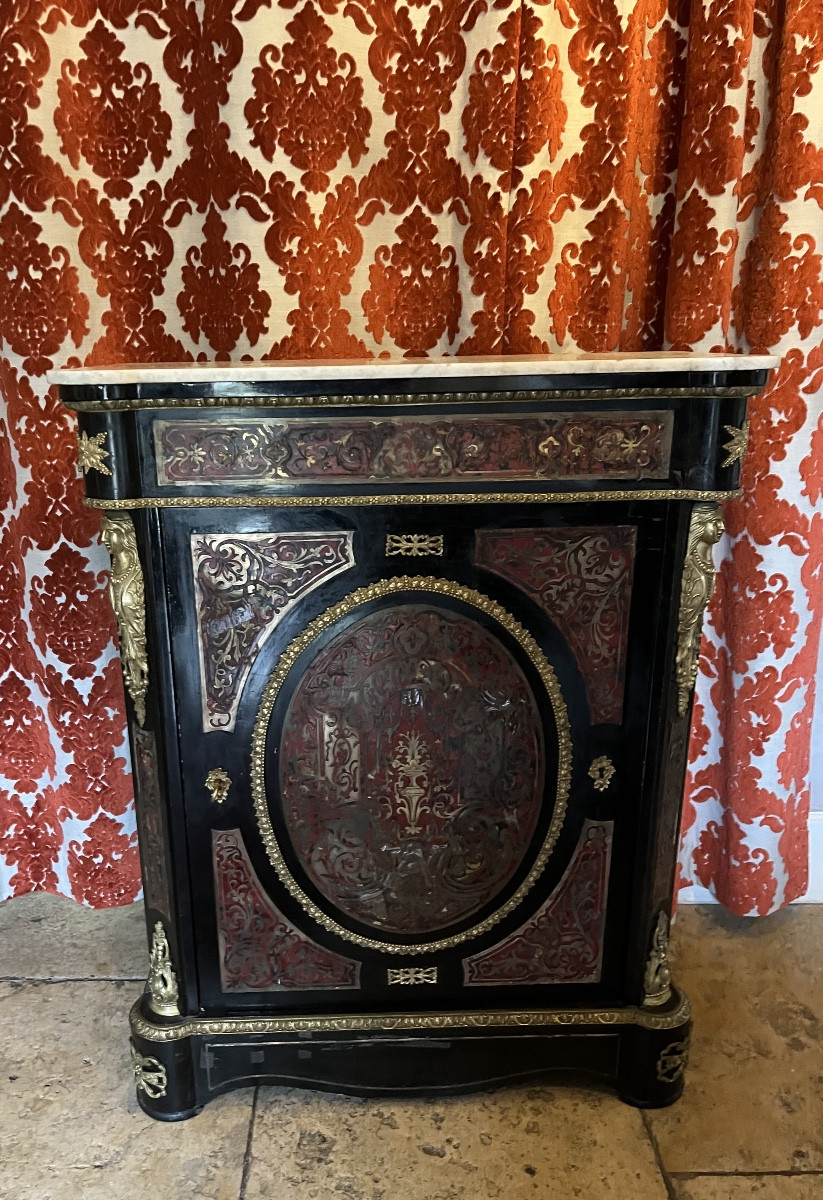 Meuble d’appui Napoléon III en marqueterie Boulle 