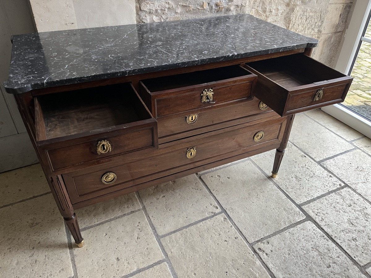 Commode d’époque Louis XVI estampillée F.A . Yon-photo-4