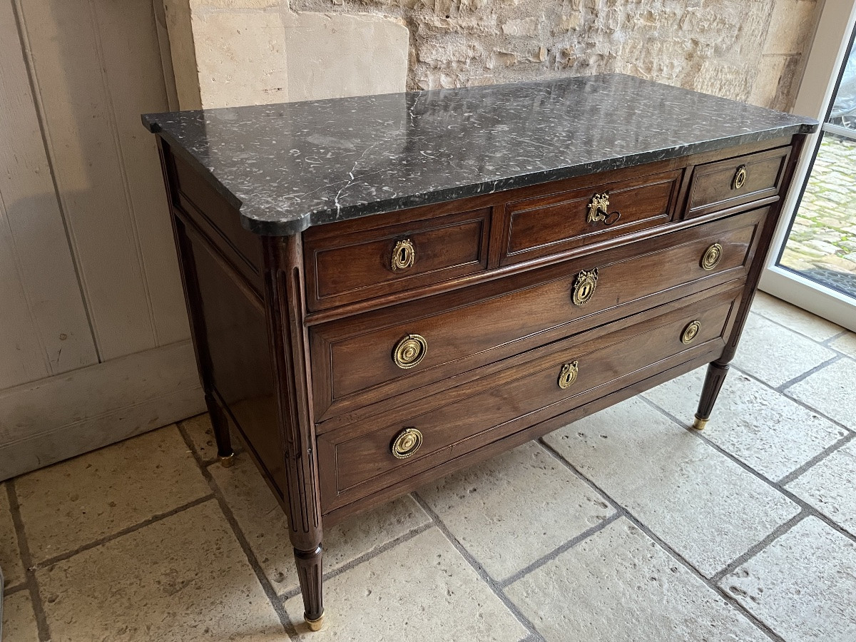 Commode d’époque Louis XVI estampillée F.A . Yon-photo-5