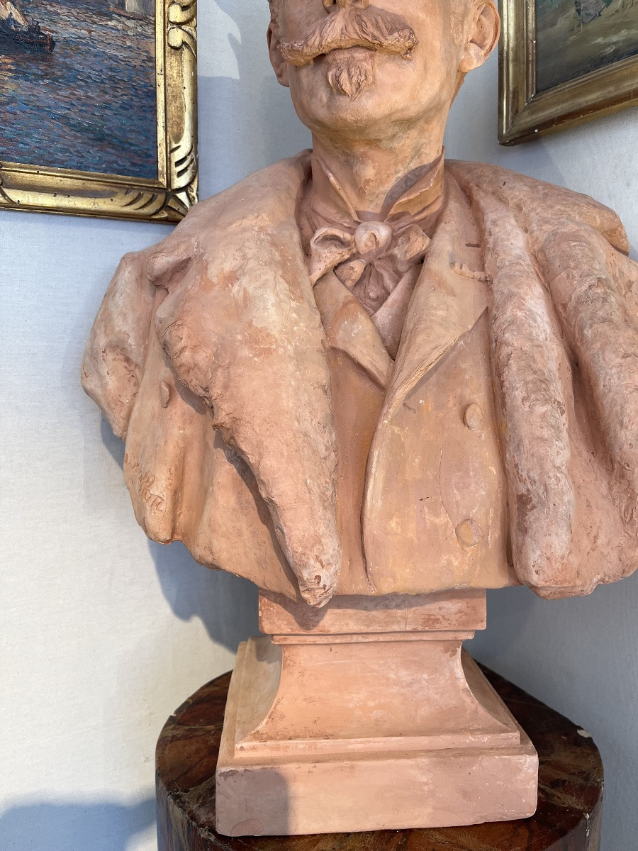 Buste d’homme en terre cuite signé de Buffon-photo-4