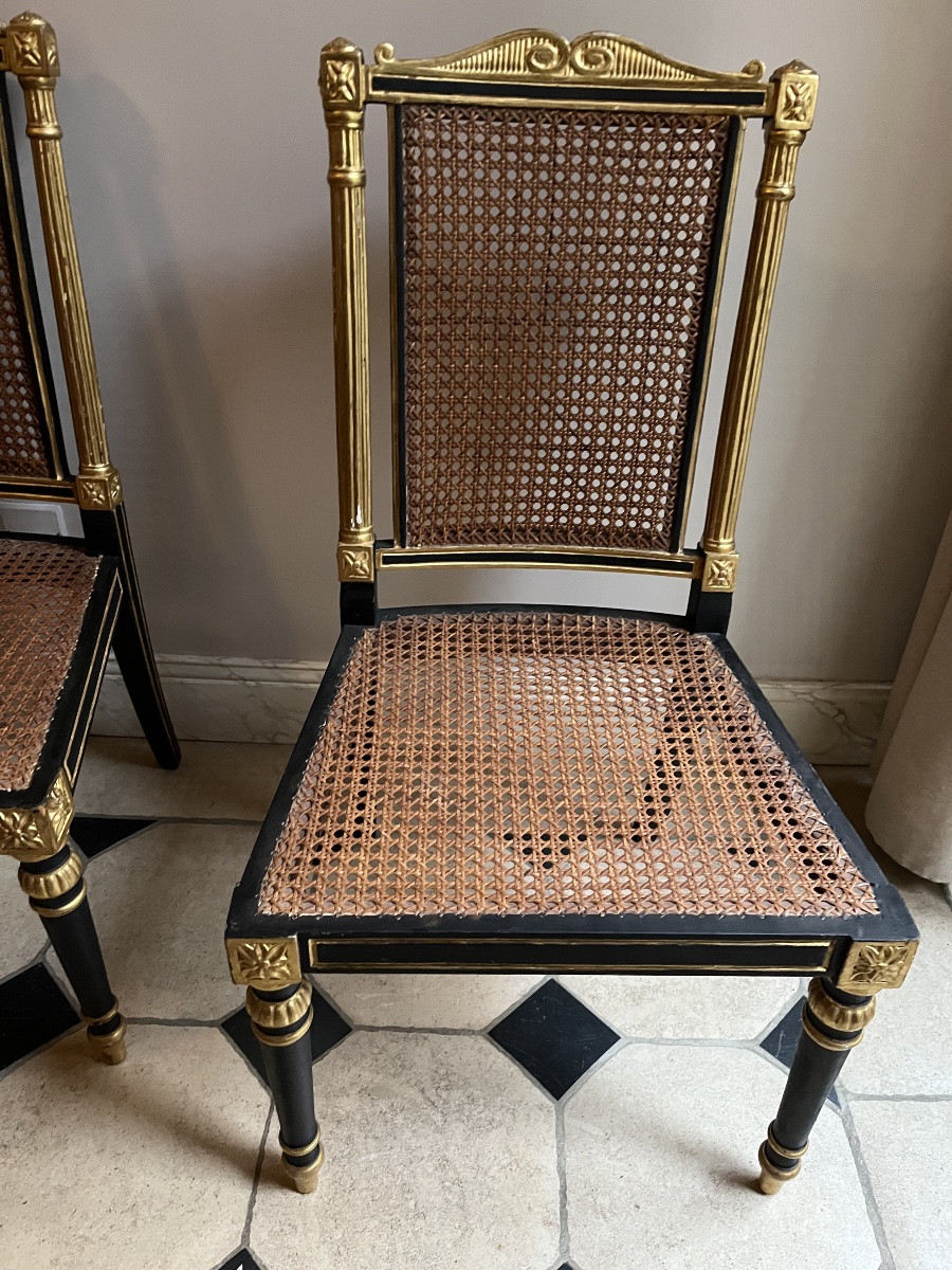 Suite de 6 chaises cannées en bois laqué noire et doré XIXe-photo-1