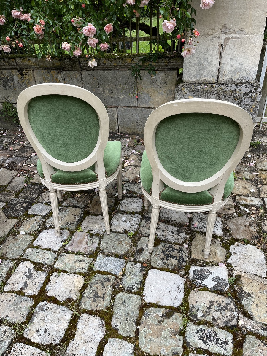 Suite de 6 chaises de style Louis XVI laquées-photo-2