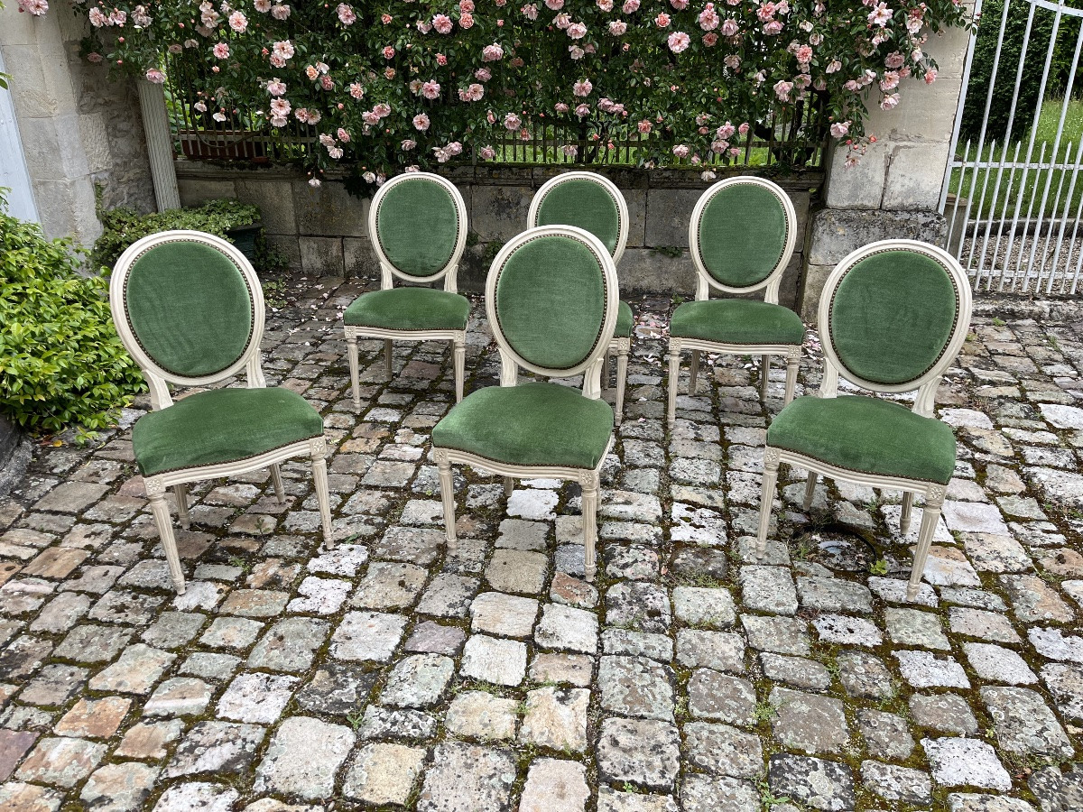 Suite de 6 chaises de style Louis XVI laquées-photo-1