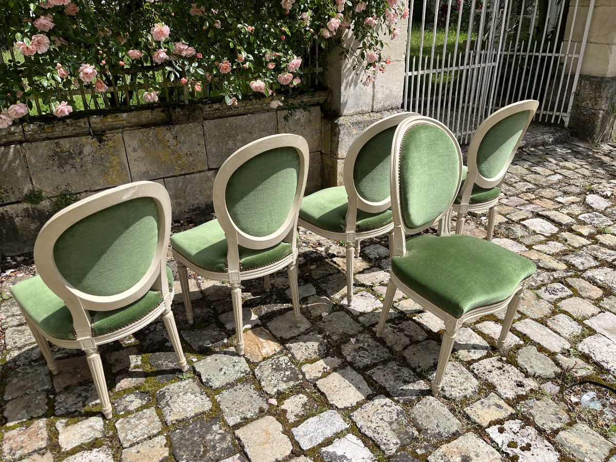 Suite de 6 chaises de style Louis XVI laquées-photo-5