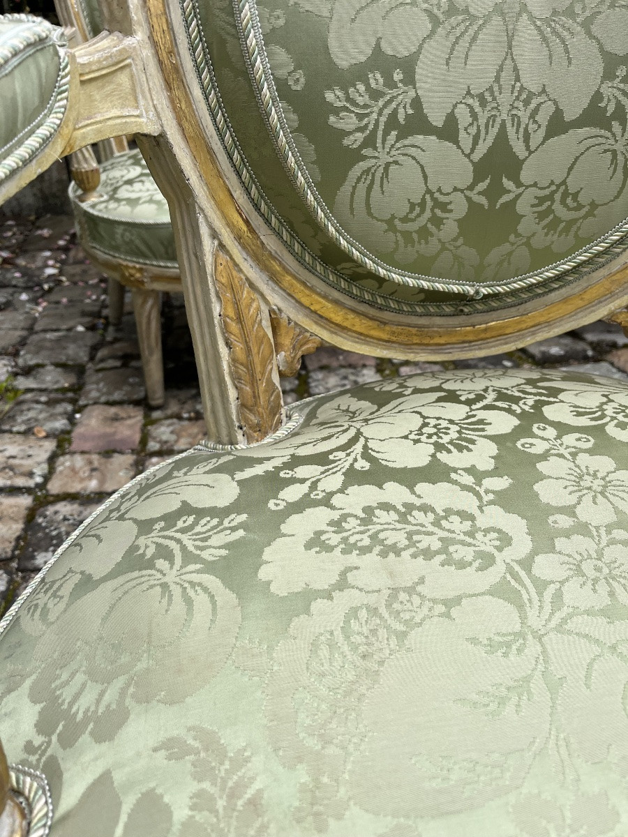 Suite de 4 fauteuils Italien du XVIIIe -photo-3