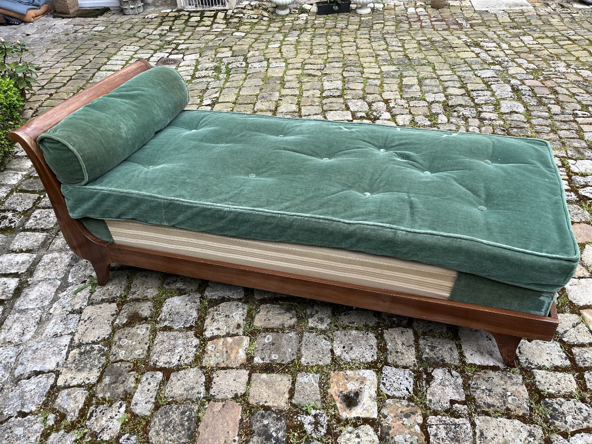 Restoration-style Mahogany Daybed-photo-4