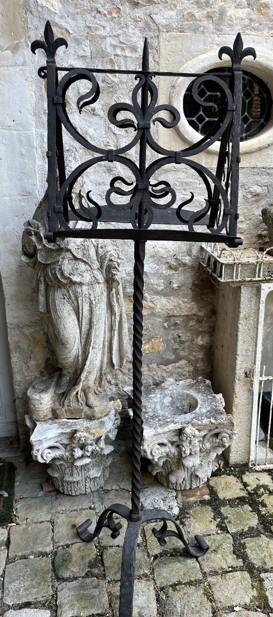Wrought-iron Lectern With Fleur-de-lis Decoration -photo-4