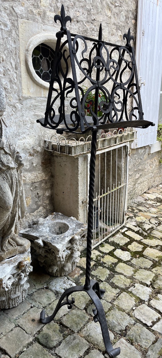 Wrought-iron Lectern With Fleur-de-lis Decoration 