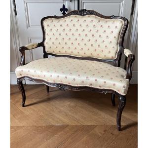 Petit canapé en bois naturel d’époque XVIIIe