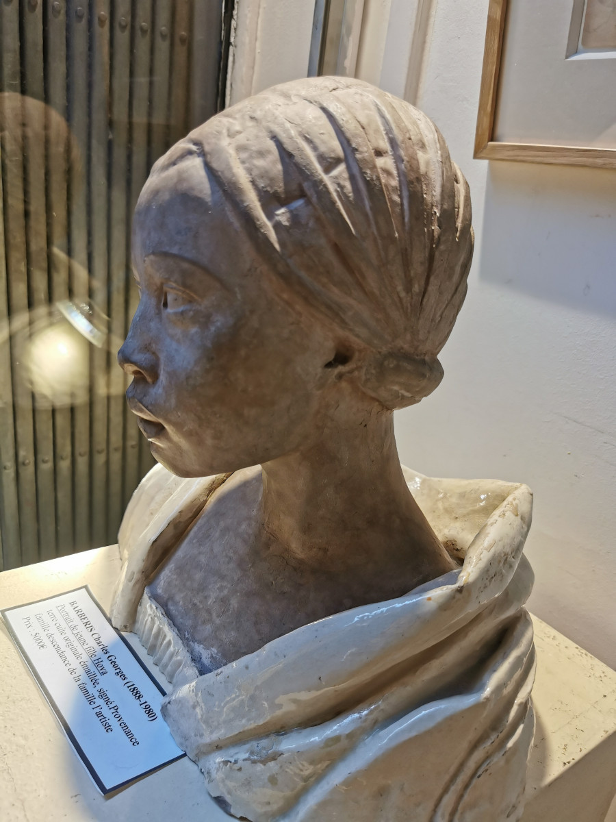 Barberis Charles  Georges(1888-1980) Portrait Of A Young Girl, Glazed Terra Cotta-photo-2